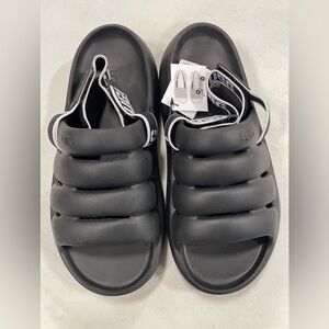 New UGG Women Black Puffer Slide Sandals